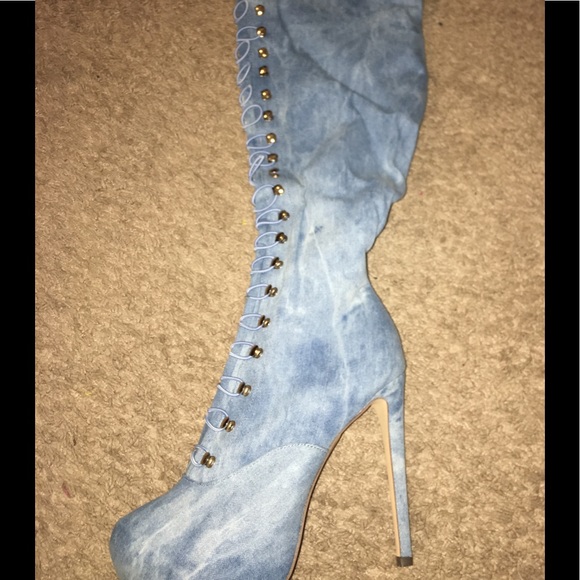 Women’s thigh high boots - Picture 1 of 5